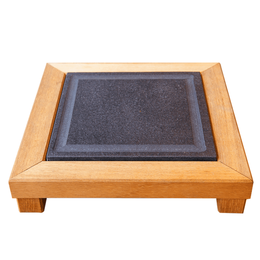 Plaque granit et support bois.